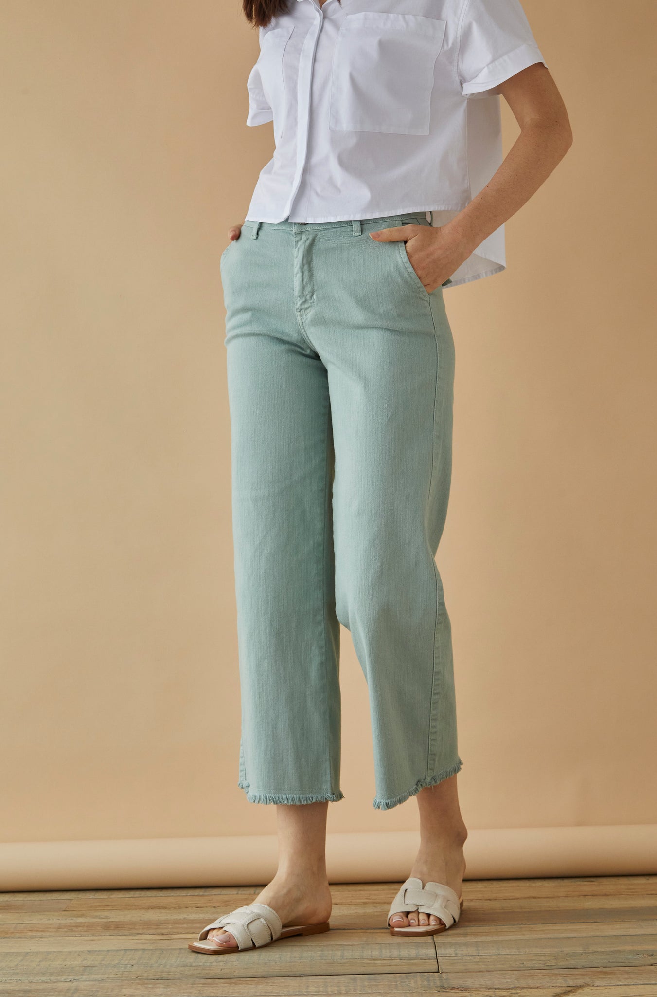 Bassika | Pantalon Luz Verde