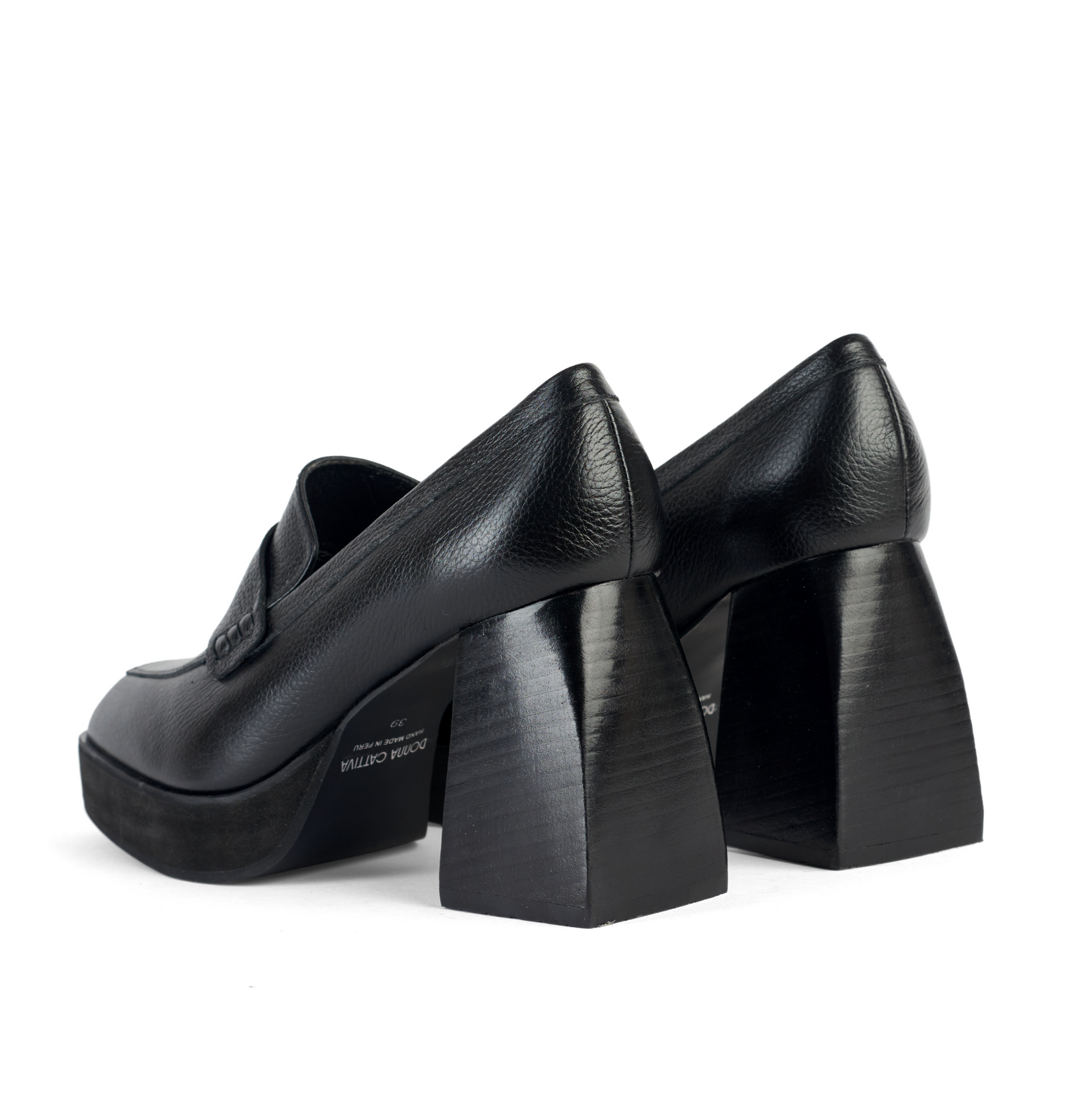 Donna Cattiva | Mocasín Salma color negro